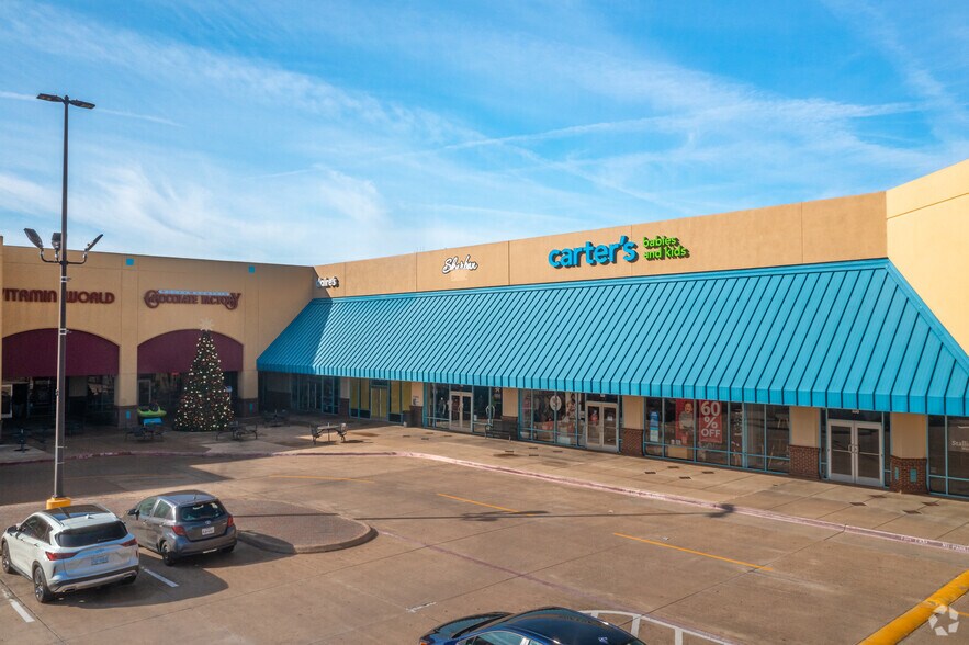 More Photos Of 301 Tanger Dr, Terrell Unknown For Lease