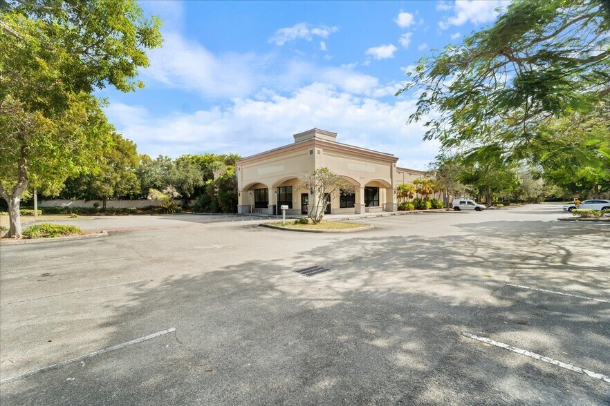 More Photos Of 12750 S Military Trl, Boynton Beach Drugstore For Sale