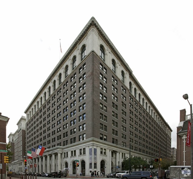 More Photos Of 150 S Independence Mall W, Philadelphia Apartments For Lease