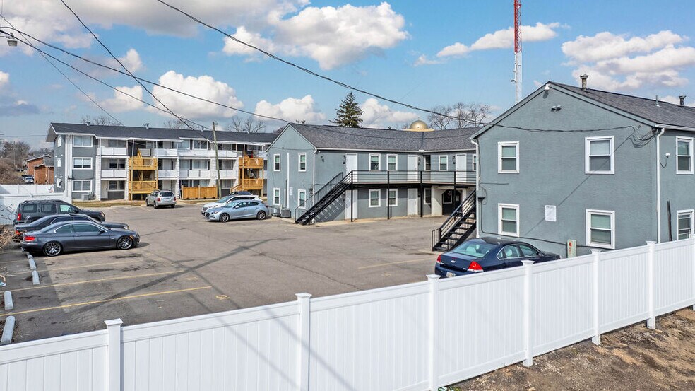 More Photos Of , Columbus Multifamily For Sale