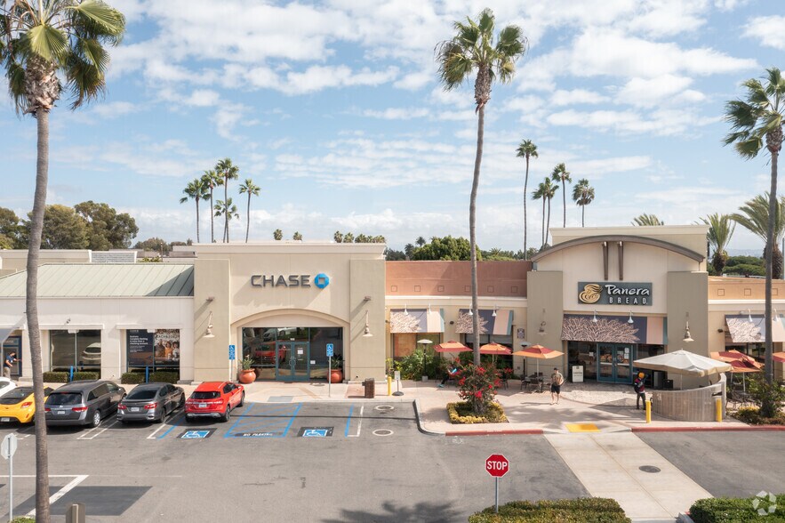 More Photos Of 7201 Yorktown Ave, Huntington Beach Unknown For Lease