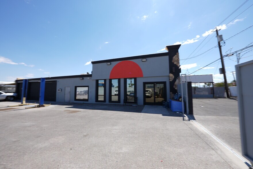 More Photos Of 3206 N Las Vegas Blvd, Las Vegas Auto Dealership For Sale