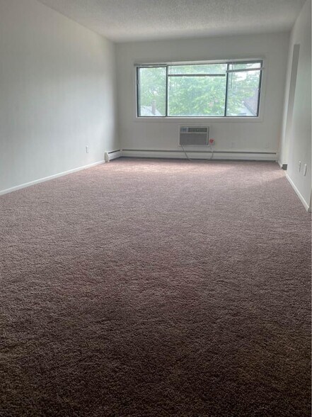 More Photos Of 729 Oakdale Ave, Saint Paul Apartments For Sale