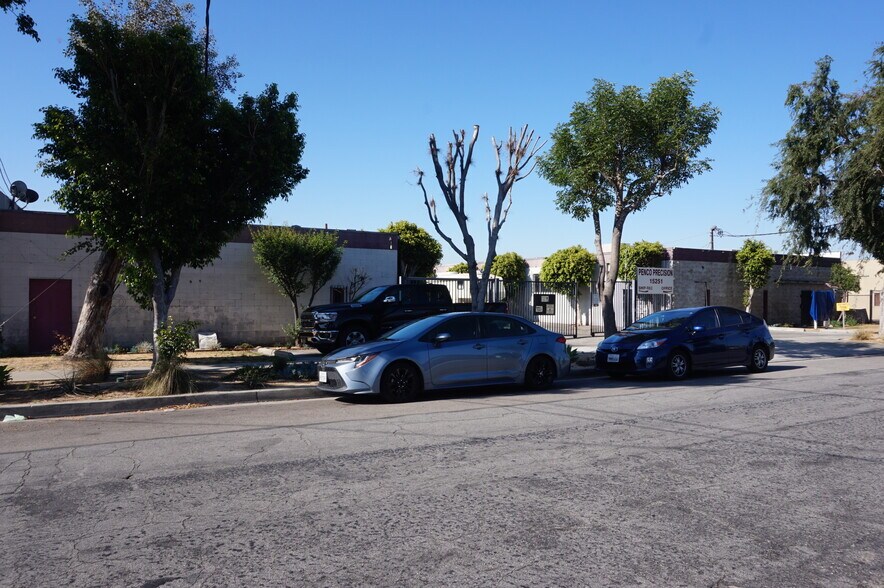 More Photos Of 15251 Boyle Ave, Fontana Warehouse For Sale