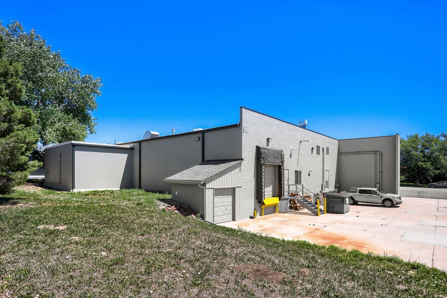 More Photos Of 573 S Arthur Ave, Louisville Warehouse For Sale
