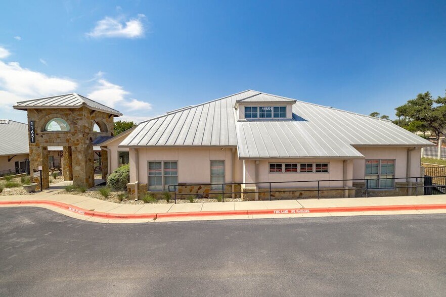 More Photos Of 11651 W Parmer Ln, Cedar Park Daycare Center For Sale