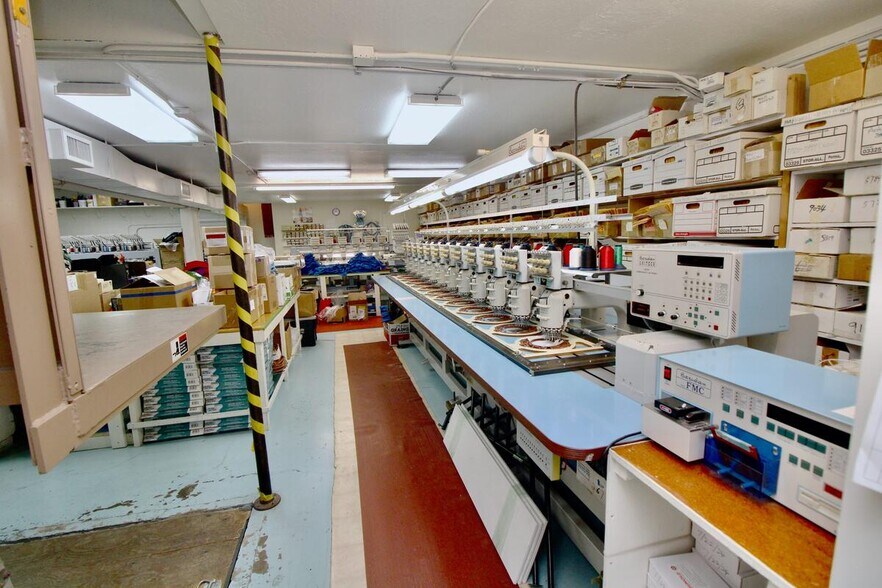 More Photos Of 524 Kalihi St, Honolulu Service For Sale