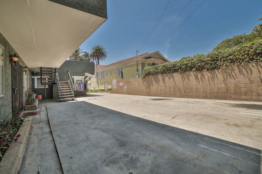 More Photos Of 508 N Ardmore Ave, Los Angeles Apartments For Sale