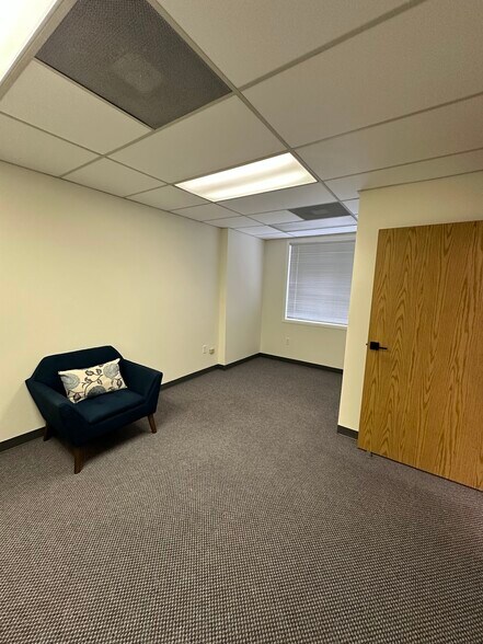 More Photos Of 271 US Highway 46, Fairfield Office For Lease