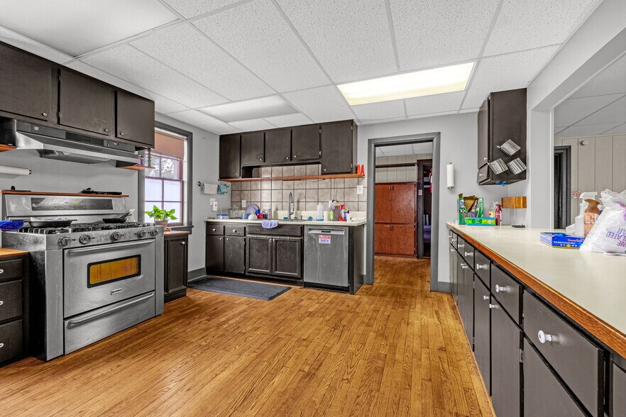 More Photos Of 500 W Bijou St, Colorado Springs Religious Facility For Sale