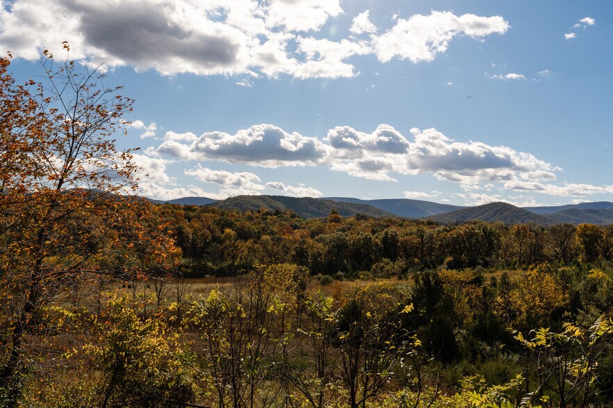 More Photos Of 461 Thunderbird Rd, Bentonville Land For Sale