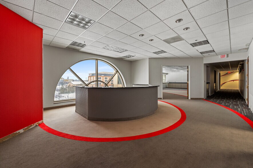 More Photos Of 3 Crowne Point Ct, Sharonville Office For Sale