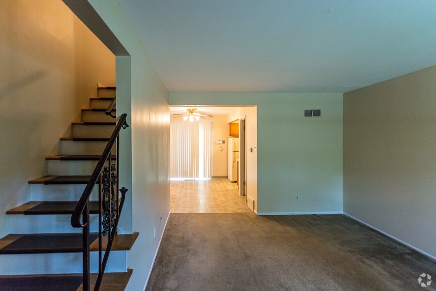 More Photos Of 1624 Northwinds Estates Dr, Saint Louis Apartments For Sale