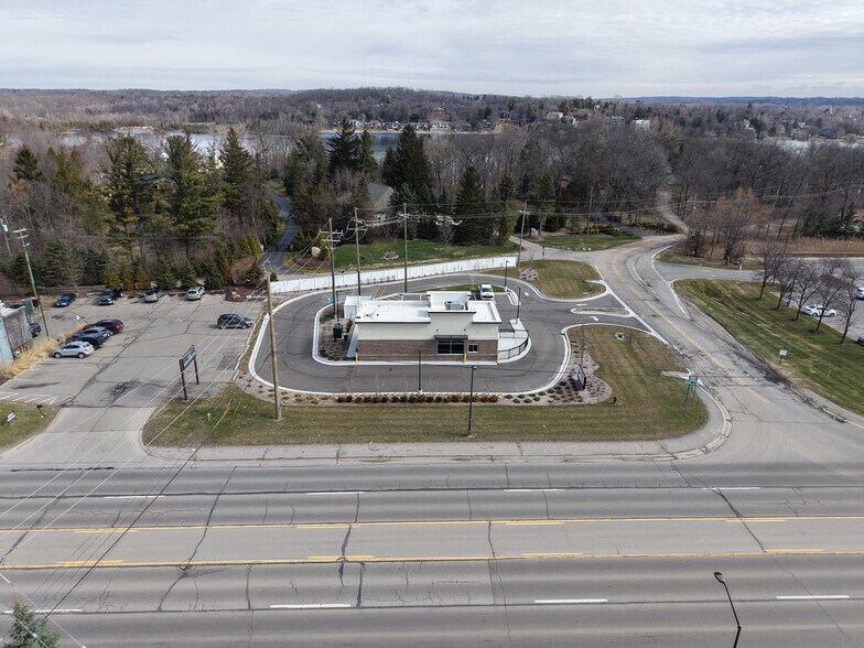 More Photos Of 7450 Dixie Hwy, Independence Township Fast Food For Sale