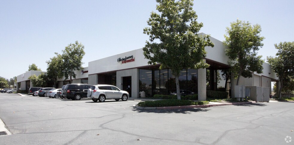 More Photos Of 1701-1755 Orange Tree Ln, Redlands Office For Lease
