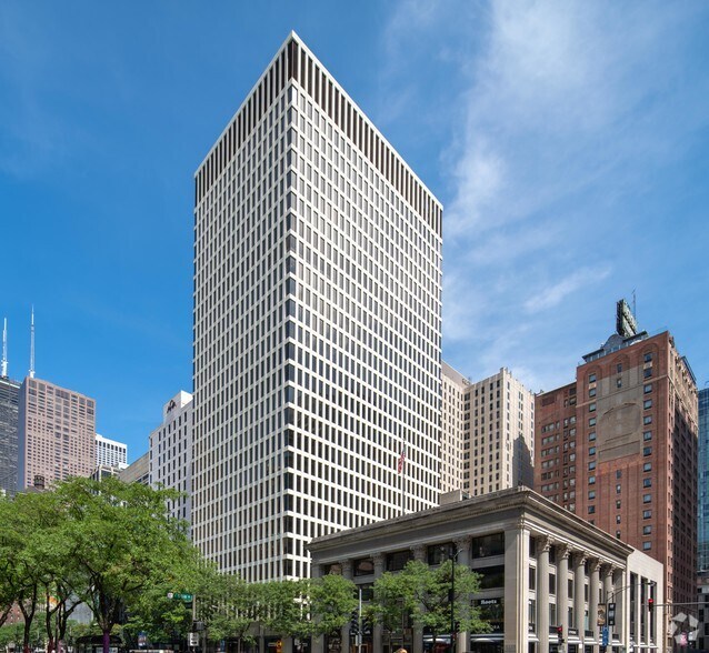 More Photos Of 625 N Michigan Ave, Chicago Office For Lease
