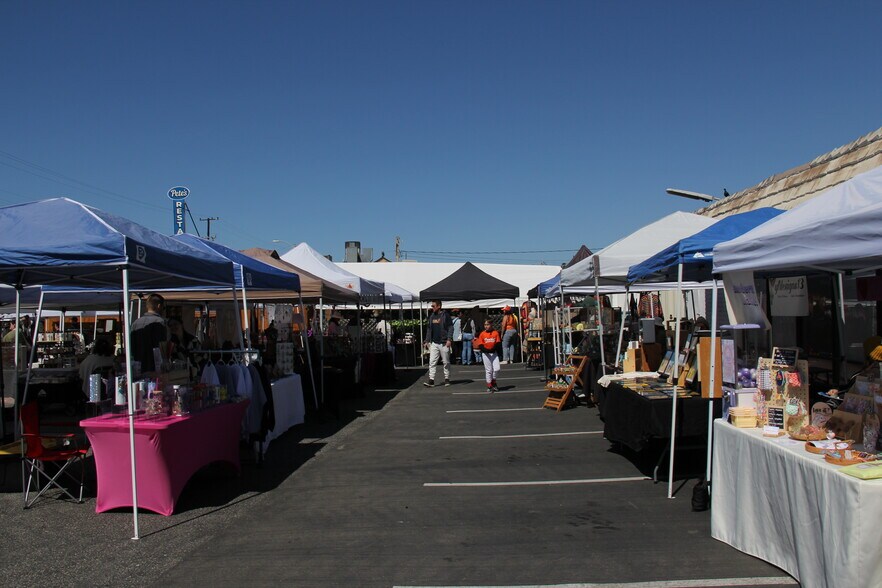 More Photos Of 2016-2020 E Main St, Ventura Storefront Retail Office For Sale