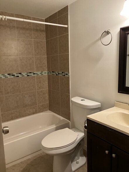 More Photos Of 423 N 40th St, Philadelphia Apartments For Sale