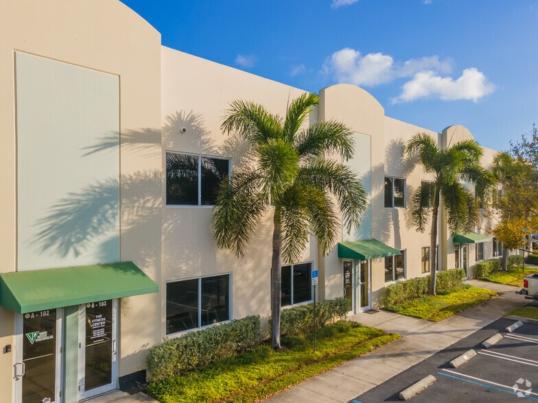 Primary Photo Of 3677 23rd Ave S, Lake Worth Warehouse For Lease