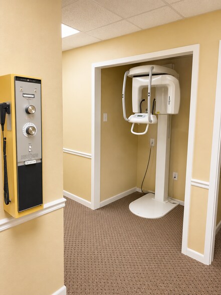 More Photos Of 202 Lafayette St, Pittsburg Medical For Lease