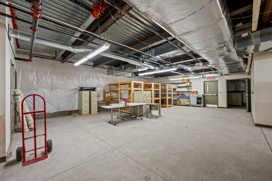 More Photos Of 3020 Orchard Park Rd, Buffalo Office For Sale