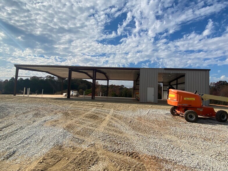 More Photos Of 2895 Ila Rd, Commerce Warehouse For Lease