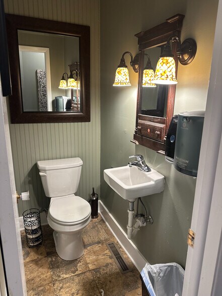 More Photos Of 307 E 6th St, Mound City Specialty For Sale