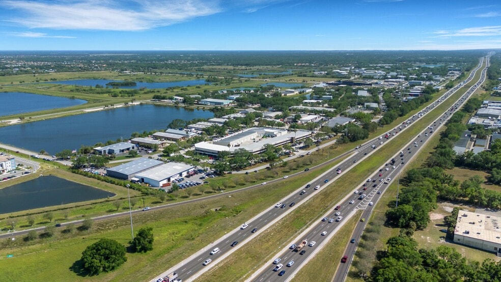 More Photos Of 215 Interstate Blvd, Sarasota Warehouse For Sale