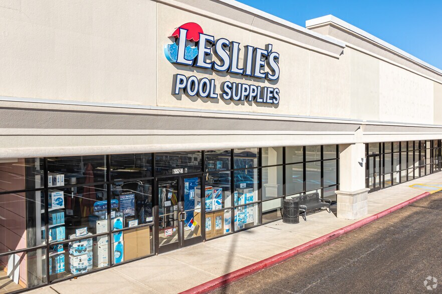 More Photos Of 61101-61125 Airport Rd, Slidell Unknown For Lease