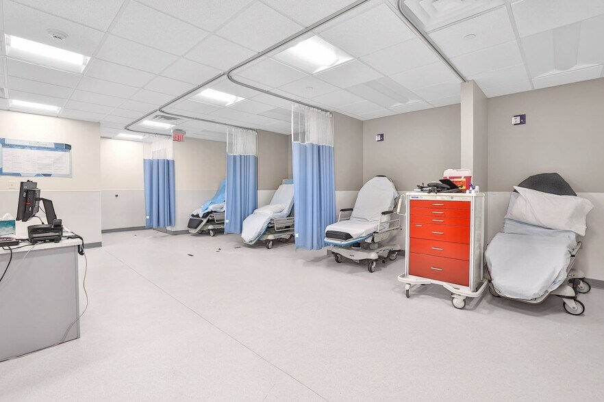 More Photos Of 222 Route 59, Airmont Medical For Lease