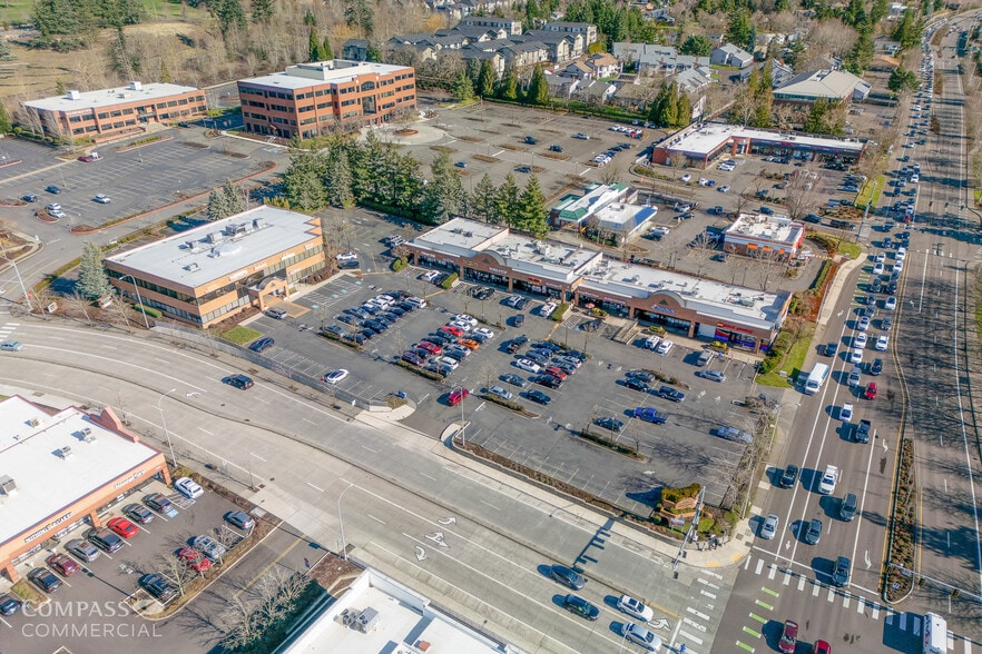 More Photos Of 10001-10117 SE Sunnyside Rd, Clackamas Unknown For Lease