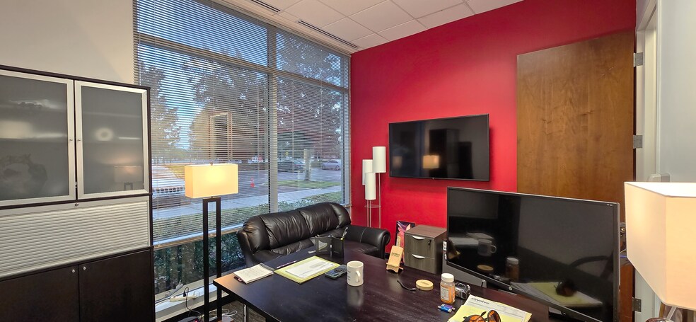 More Photos Of 2145 Metrocenter Blvd, Orlando Office For Lease