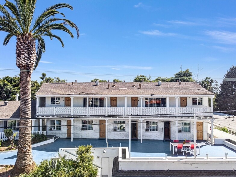 More Photos Of 135 Avenida Algodon, San Clemente Hotel For Sale