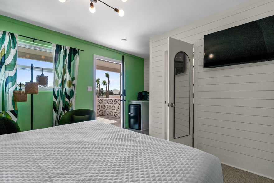 More Photos Of 3155 W Highway 98, Port Saint Joe Hotel For Sale