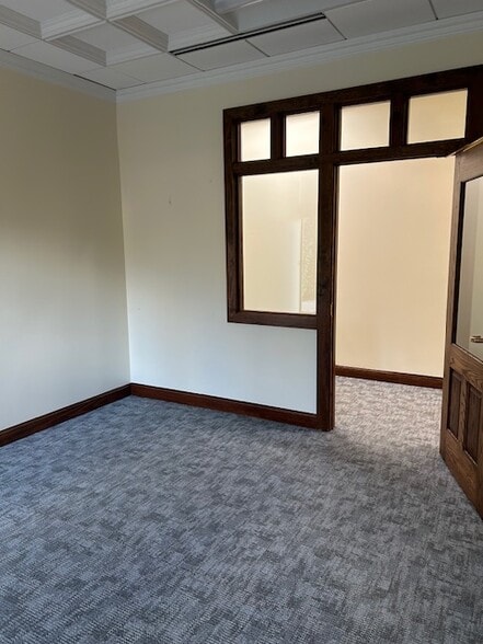 More Photos Of 125 N Lakeshore Dr, Lake Junaluska Office For Lease