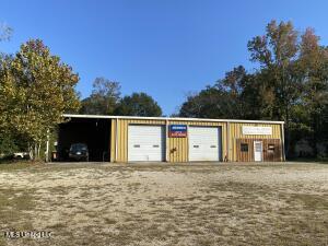 Primary Photo Of 1747 Highway 11 S, Picayune Auto Repair For Sale