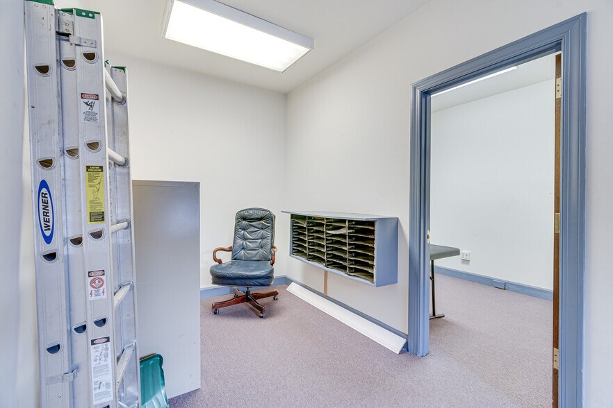 More Photos Of 217 N Washington St, Alexandria Office Residential For Sale