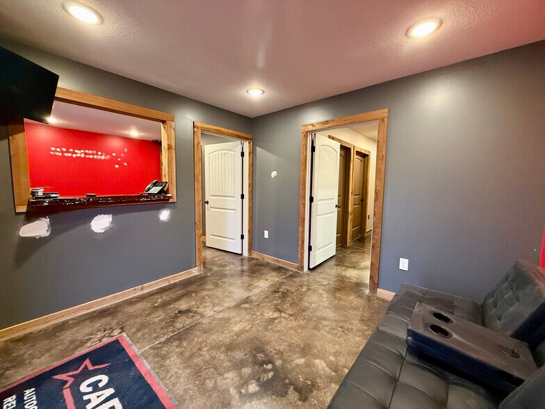 More Photos Of 60 County Road 9501 N, Brookland Warehouse For Lease