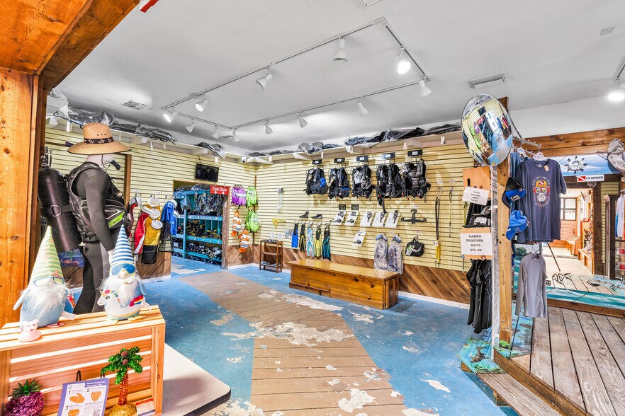 More Photos Of 27340 Overseas Hwy, Ramrod Key Hotel For Sale