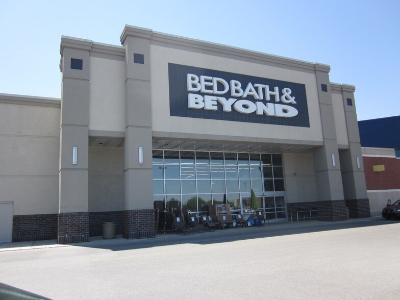 More Photos Of 1403-1437 S Reed Rd, Kokomo Storefront For Lease