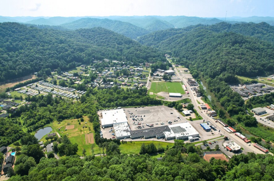 More Photos Of 94-154 Grand Vue Plz, Hazard General Retail For Sale