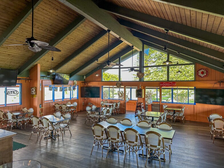 More Photos Of 854 Puu Road, Kalaheo Restaurant For Lease