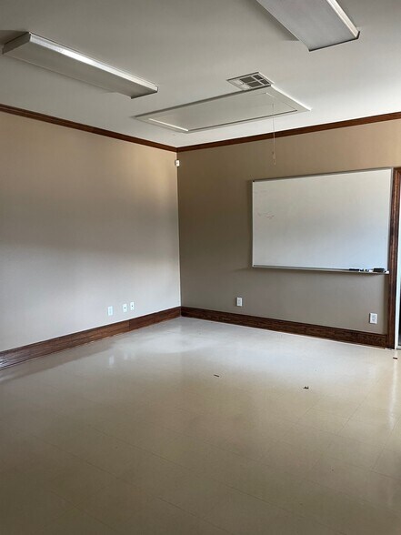 More Photos Of 110 Horne St, West Monroe Industrial For Lease