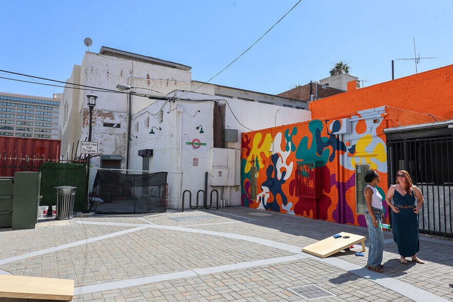 More Photos Of 475-479 W 4th St, San Bernardino General Retail For Lease