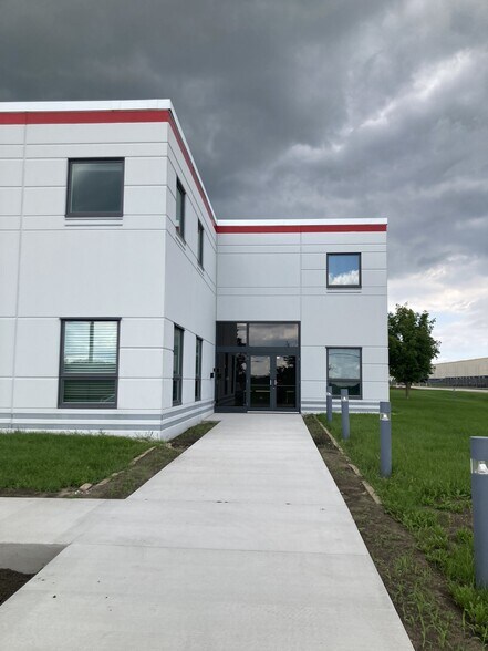 More Photos Of 26200 S Whiting Way, Monee Warehouse For Lease