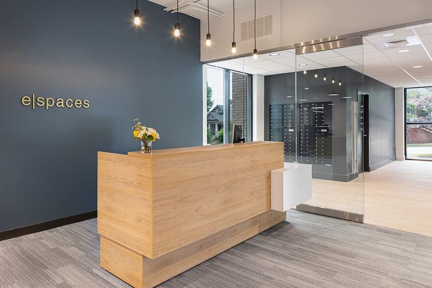 More Photos Of 651 E 4th St, Chattanooga Office For Lease