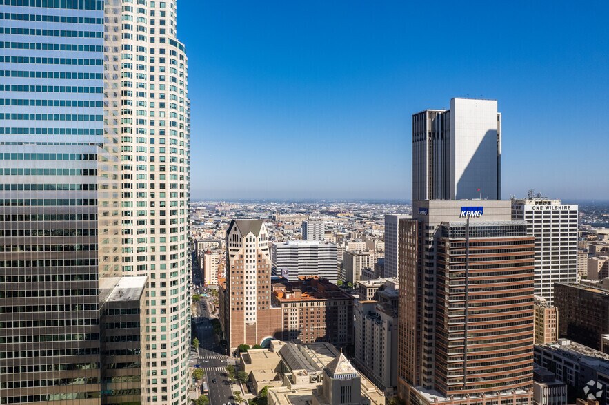 More Photos Of 500 S Grand Ave, Los Angeles Office For Lease