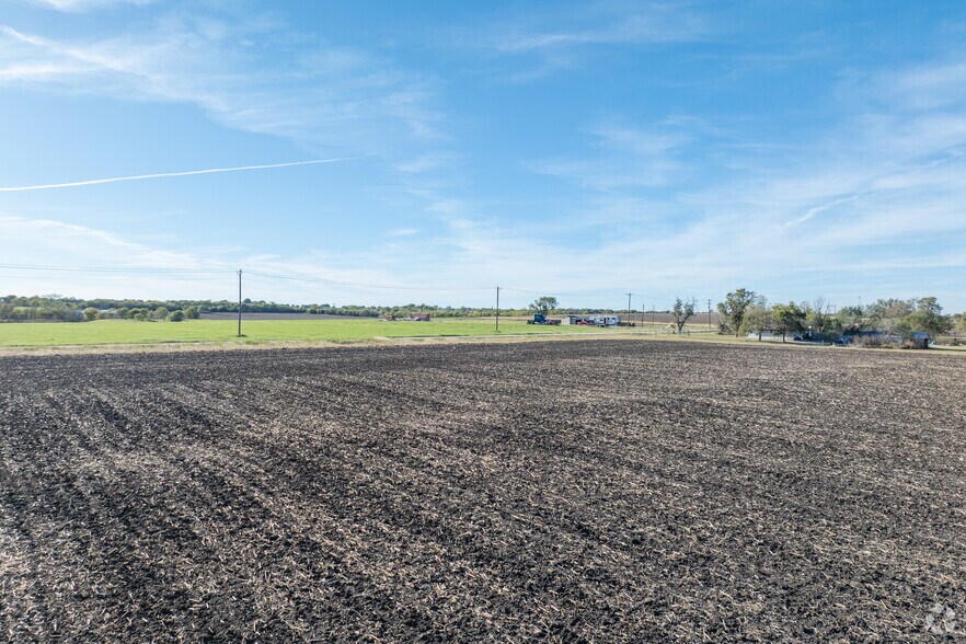 More Photos Of TBD Hill County Road 3112, Abbott Land For Sale