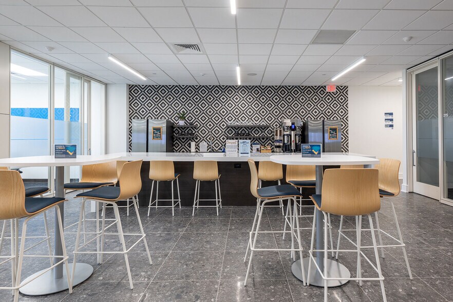 More Photos Of 1501 Yamato Rd, Boca Raton Coworking Space