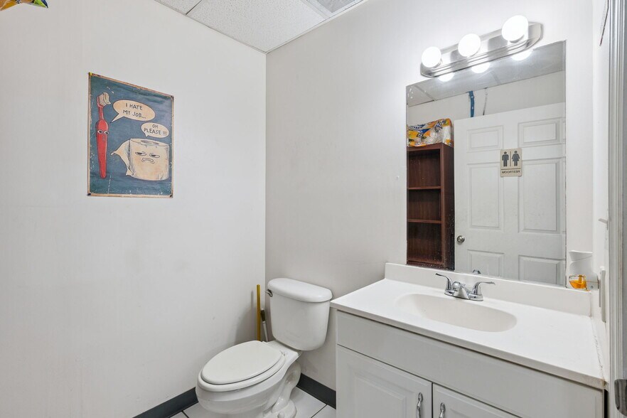 More Photos Of 10235 General Dr, Orlando Warehouse For Sale